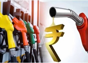पेट्रोल-डीजल के दाम में बड़ी गिरावट, कच्चे तेल की कीमतें भी घटीं, जानें…