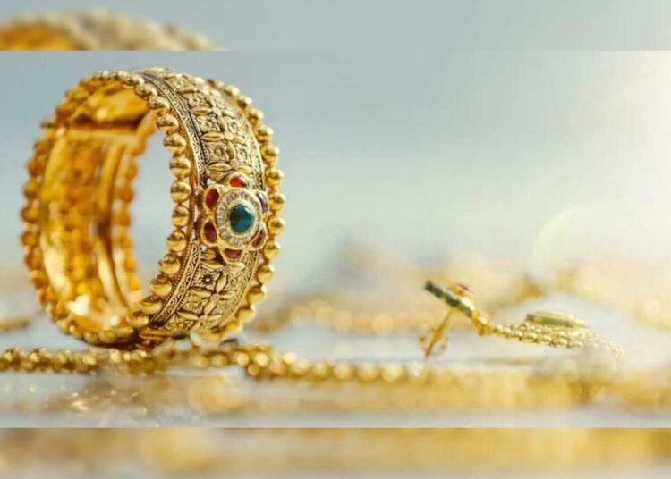 सोना 1 लाख पार, चांदी ने भी रचा नया कीर्तिमान, जानिए