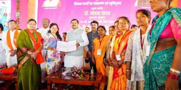 लाड़ली बहनों को 3000 रुपए, छात्रों के लिए 1 करोड़ की स्कॉलरशिप: CM मोहन यादव का बड़ा ऐलान