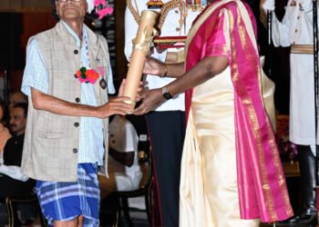 गढ़बेंगाल के पंडीराम मंडावी को पद्मश्री सम्मान, मुख्यमंत्री विष्णुदेव साय ने दी शुभकामनाएं