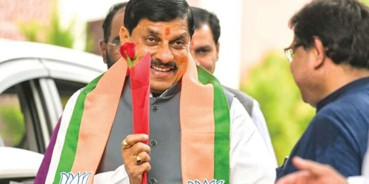 मोहन कैबिनेट की सुरक्षा में नई तकनीक: पहली बार बॉडी वॉर्न कैमरों का उपयोग