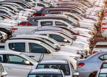 महाराष्ट्र सरकार ने आज एक जुलाई से राज्य की वाहनों पर लगने वाले टैक्स में किया बड़ा बदलाव