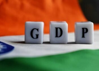 10 साल में भारत का आर्थिक कद होगा दोगुना, दुनिया की नजरें भारत पर