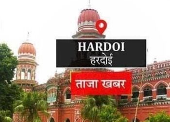 एक चौराहा पर मूर्तियां लगाने का प्रस्ताव अलग-अलग