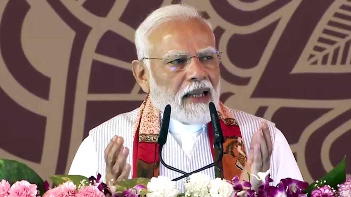 संविधान दिवस पर संसद में राष्ट्रपति के नेतृत्व में संविधान की प्रस्तावना का पाठ