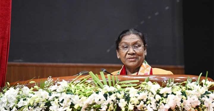 शिक्षा मात्र आजीविका नहीं, समाज और राष्ट्र की सेवा का भी साधन : राष्ट्रपति द्रौपदी मुर्मु