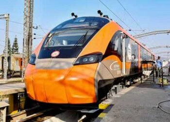 रेलवे ने किन 2 ट्रेनों में खत्म की RAC टिकट की व्यवस्था? स्लीपर कोच का किराया भी बदला