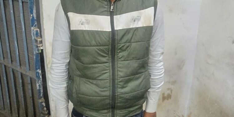 यू.पी.आई. के माध्यम से ऑनलाईन लाखों रूपये चोरी करने वाला शातिर आरोपी आयुष डागा गिरफ्तार