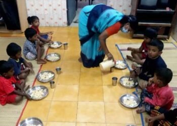 तेलंगाना के सरकारी स्कूल में मिड-डे मील बना ‘जहर’, 32 बच्चों की हालत गंभीर, अस्पताल में भर्ती