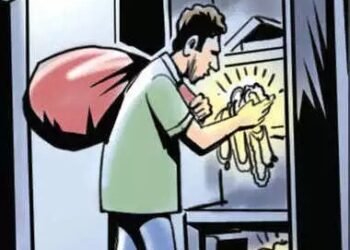 घर में घुसकर 50 हजार नकद चोरी, सीसीटीवी में कैद हुआ संदिग्ध