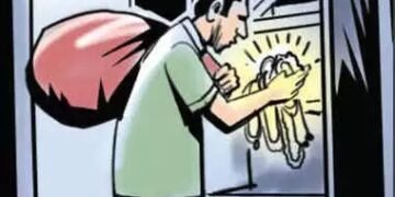 घर में घुसकर 50 हजार नकद चोरी, सीसीटीवी में कैद हुआ संदिग्ध