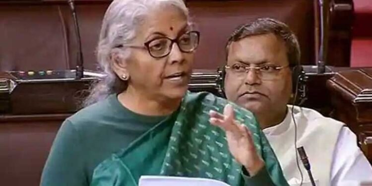 अशुभ रहा रविवार का बजट, शेयर मार्केट से सोना-चांदी तक, हर तरफ निवेशकों का बुरा हाल