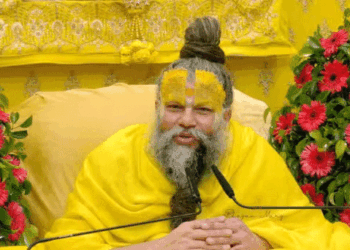 होली खेलने वाले भक्तों को प्रेमानंद जी महाराज की बड़ी चेतावनी, ‘इन’ बातों को लेकर सतर्क रहने कहा