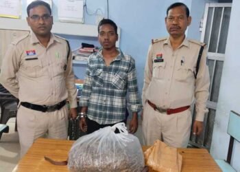 अवैध रूप से रखे गांजा के साथ आरोपी सुजल पंसारी गिरफ्तार