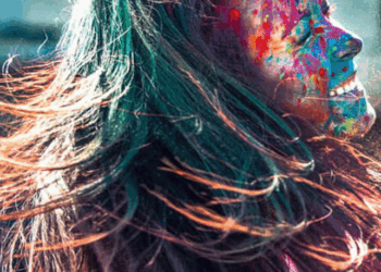 क्या आप भी होली के बाद बाल झड़ने से डरते हैं? ये 3 आसान स्टेप्स आपके बालों को रखेंगे सुरक्षित