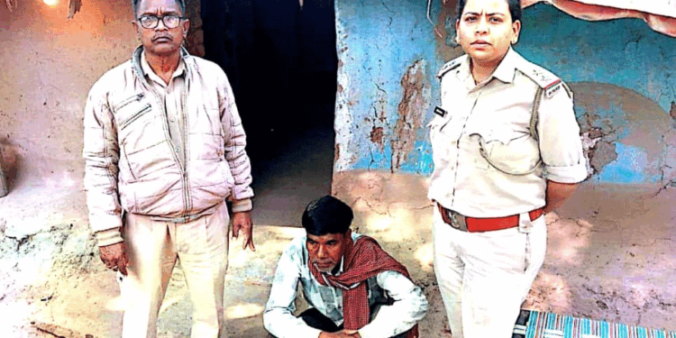 ग्राम कुकुसदा में 09 लीटर कच्ची महुआ शराब जब्त