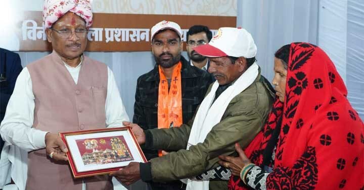 सुदूर अंचलों के श्रद्धालुओं को मिला अयोध्या धाम का सौभाग्य, मुख्यमंत्री ने कहा — यही जनसेवा की प्रेरणा