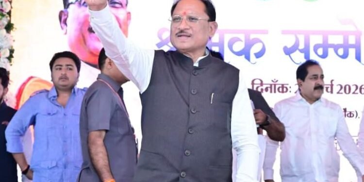 79 हजार से अधिक श्रमिकों को 27.15 करोड़ की सीधी सहायता: मुख्यमंत्री श्री विष्णु देव साय ने जशपुर में श्रमिक सम्मेलन में किया डीबीटी अंतरण