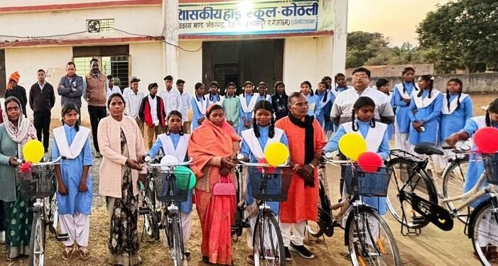 सरस्वती साइकिल योजना और बेटी बचाओ-बेटी पढ़ाओ से सशक्त हो रहीं बेटियां