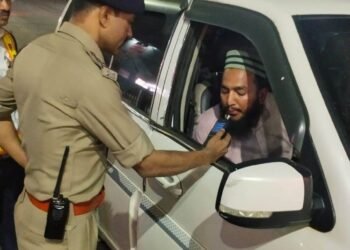 होली से पहले पुलिस की बड़ी कार्रवाई: 130 नशेड़ी वाहन चालक पकड़े, वाहन जब्त