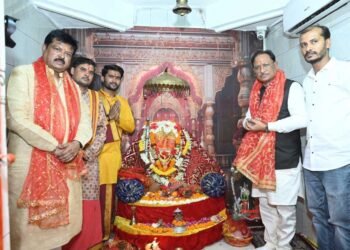  मुख्यमंत्री विष्णुदेव साय ने चंदखुरी में माता कौशल्या एवं भगवान श्रीराम के किए दर्शन: प्रदेश की सुख-समृद्धि की कामना की