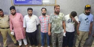 चाकूबाजी करने वालों, क्षेत्र में शांति भंग करने वाले पत्थरबाजों एवं सार्वजनिक स्थल पर हथियार लहराने वालों पर कड़ी कार्रवाई