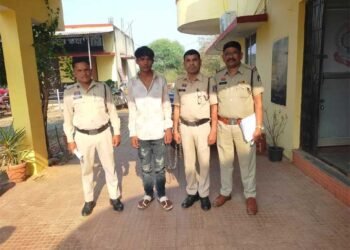 चोरी के प्रकरण में थाना माना से फरार आरोपी विजय जांगड़े गिरफ्तार