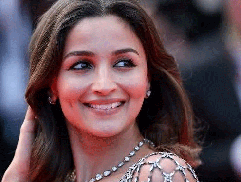 आलिया भट्ट फिल्म ‘लव एंड वॉर’ की शुटिंग में बिजी