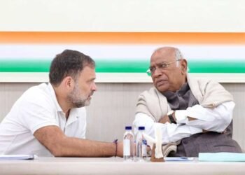 अपनों की बगावत से फिर पस्त कांग्रेस! 11 विधायकों ने दिया धोखा, क्यों नहीं रुक रही क्रॉस-वोटिंग?