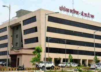 रायपुर में स्टेट GST रेड: लक्ष्मी कमर्शियल और SRS ट्रेडर्स पर छापा