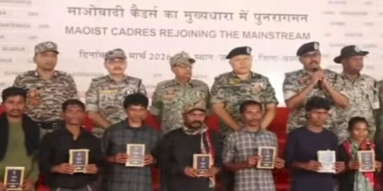 पापाराव के सरेंडर से खत्म नहीं हुआ माओवाद, देशभर में अब भी 100 से ज्यादा कैडर सक्रिय