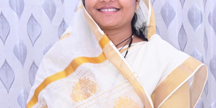 रंगों में घुले प्रेम और सौहार्द का त्योहार है होली : मंत्री श्रीमती लक्ष्मी राजवाड़े ने दी होली की शुभकामनाएँ