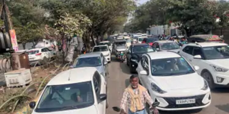 ट्रैफिक व्यवस्था के नाम पर “नंबर गेम” – आम जनता के साथ हो रही ज्यादती पर सवाल