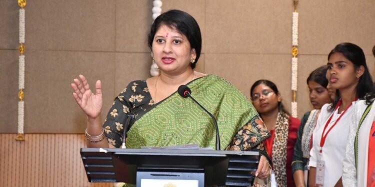 MY भारत छत्तीसगढ़ ने महिला आरक्षण विधेयक पर ‘मॉक पार्लियामेंट’ का आयोजन किया