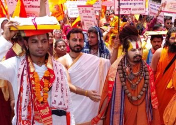 गौ सम्मान आह्वान अभियान प्रार्थना यात्रा : गो सम्मान आह्वान अभियान के अंतर्गत विशाल शांतिपूर्ण प्रार्थना यात्रा आयोजित