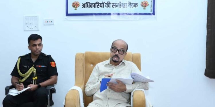 जल संरक्षण के कार्यों को और गति दें,अधिक से अधिक पेड़ लगाकर संरक्षित करें-राज्यपाल डेका