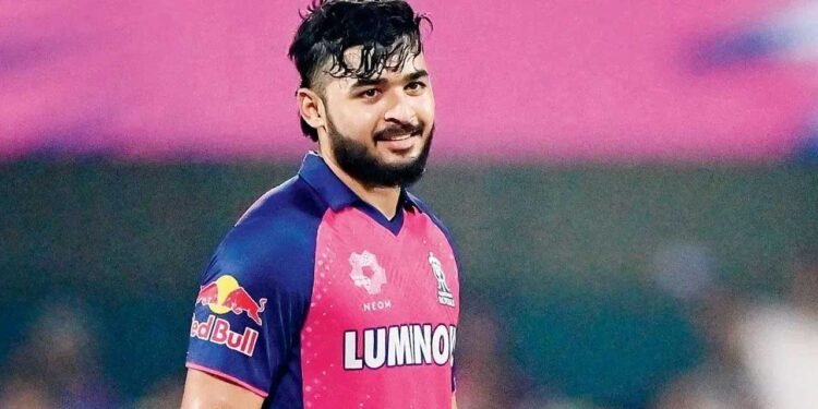 ड्रेसिंग रूम में सिगरेट पीकर बुरे फंसे रियान पराग! जेल, जुर्माना या बैन…क्या मिलेगी सजा?