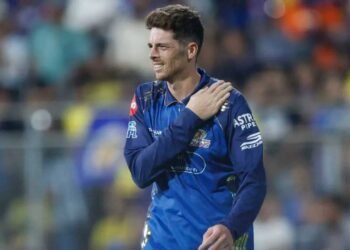 चोट कंधे में और बदलाव सिर के नाम पर…कन्कशन सब्स्टीट्यूट के फैसले पर मचा बवाल, MI ने नियमों का उठाया फायदा?