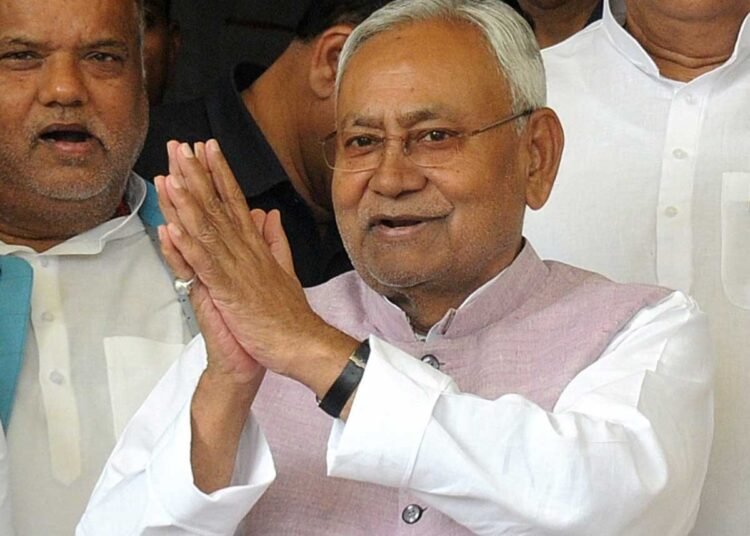 2 दशक बाद नीतीश कुमार की दिल्ली में एंट्री, अब भाजपा भरोसे बिहार! नए मुख्यमंत्री को लेकर सियासी हलचल तेज