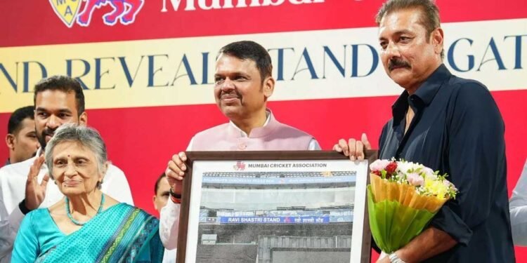Ravi Shastri के नाम स्टैंड, तो डायना एडुल्जी और सरदेसाई के नाम पर वानखेड़े में गेट, CM फडणवीस ने किया अनावरण