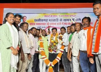 छत्तीसगढ़ सशस्त्र नक्सलवाद से मुक्ति पर उप मुख्यमंत्री श्री विजय शर्मा का हुआ भव्य ऐतिहासिक अभिनंदन