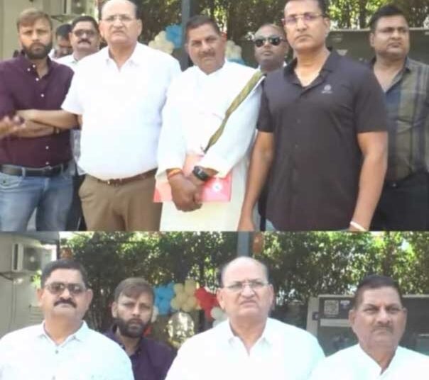 निर्माण सामग्री 25 फीसदी तक महंगी, कांट्रेक्टरों ने काम बंद का किया ऐलानएसोसिएशन की कोर कमेटी का फैसला, सीएम सहित विभाग प्रमुखों को सौंपेंगे ज्ञापनसिटी फोटो