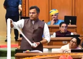 दिल्ली के 70 विधायकों में इस साल किसे मिला ‘बेस्ट’ होने का अवॉर्ड? ऐसे चुना गया