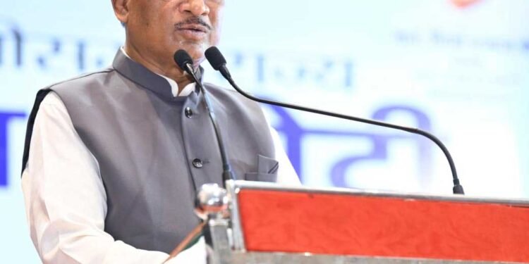  मुख्यमंत्री श्री विष्णु देव साय ने हज यात्रियों को वितरित किया फर्स्ट एड किट: सफल हज यात्रा के लिए शुभकामना देकर यात्रियों का किया स्वागत