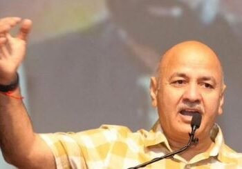 चड्ढा ने दिया झटका तो AAP बचाने उतरे मनीष सिसोदिया, पंजाब में नहीं होगा खेला?