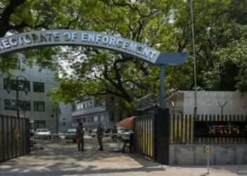 FY25 में ईडी को बड़ी सफलता! 81,422 करोड़ की संपत्तियों की हुई जब्ती, फिर भी पेंडिंग हैं 2,400 से ज्यादा मामले