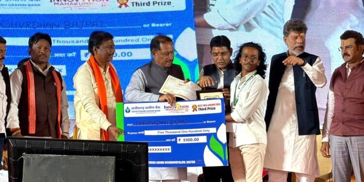 ’सल्फी को नई पहचान देने की कोशिश : बस्तर के हर्षवर्धन का अनोखा प्रयोग’