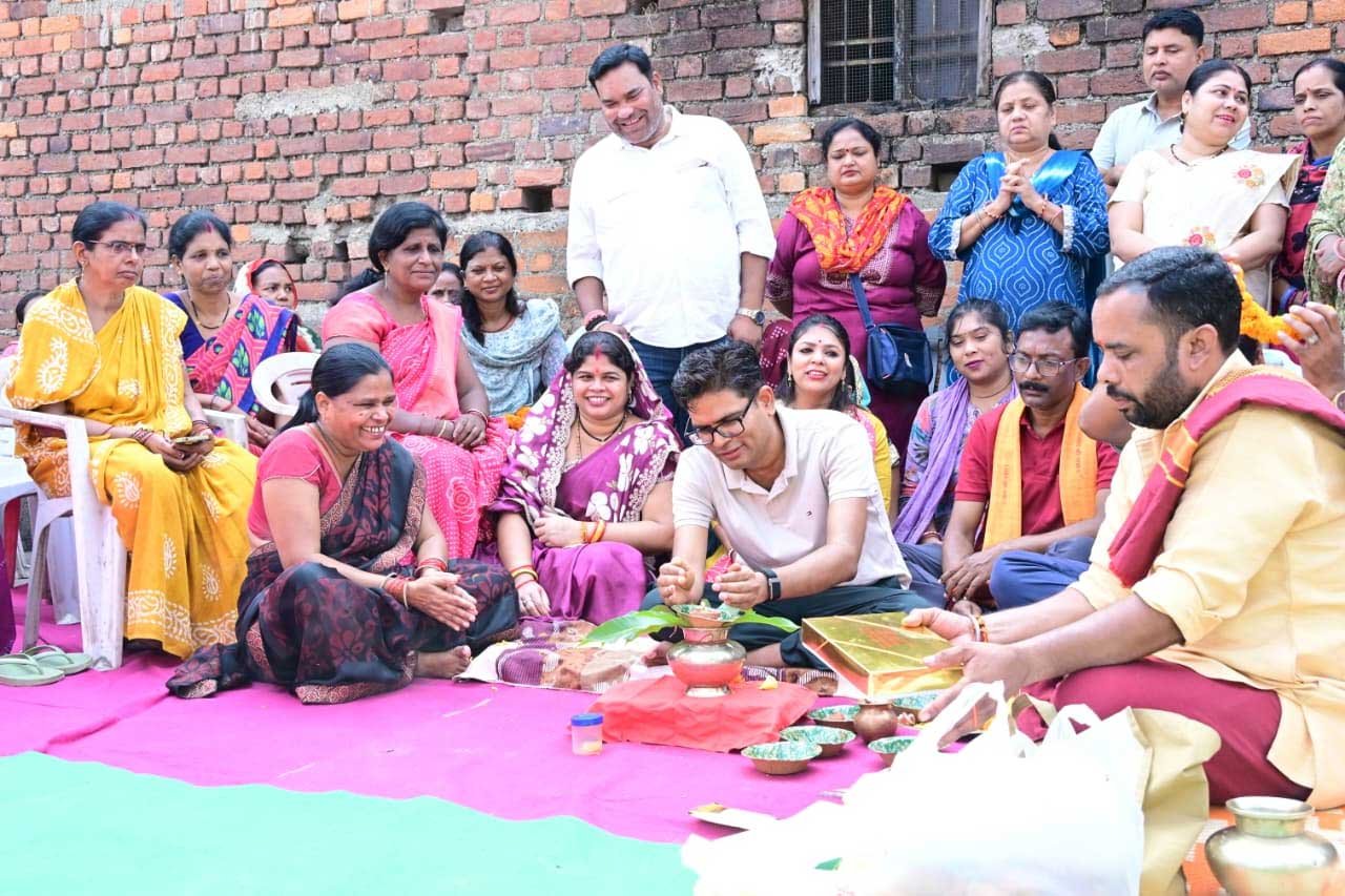  रायगढ़ वार्ड क्रमांक 26 को मिली सामुदायिक भवन की सौगात, वित्त मंत्री श्री ओ.पी. चौधरी ने किया भूमिपूजन