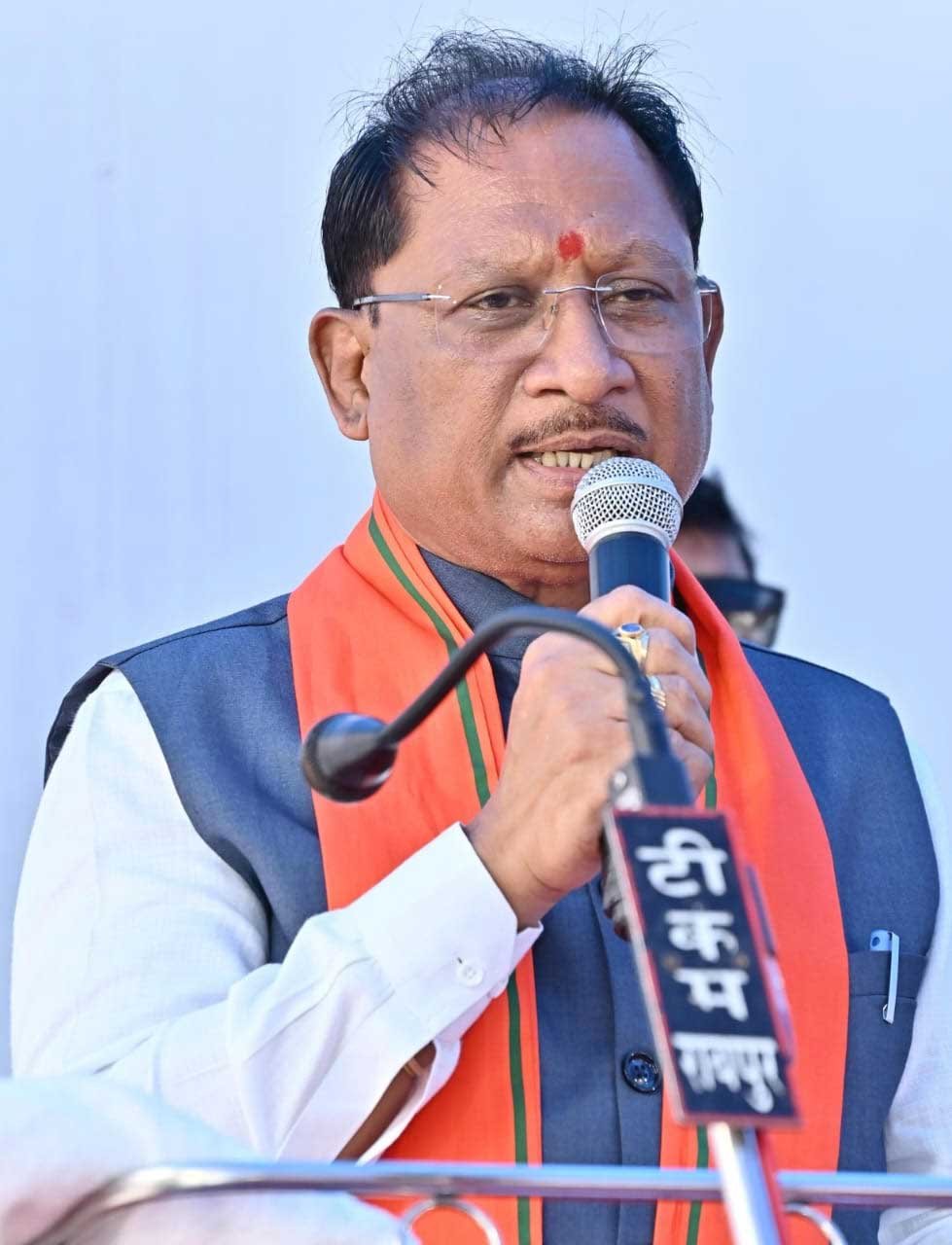 ’मुख्यमंत्री विष्णु देव साय के नेतृत्व में किसानों को समय पर खाद उपलब्ध कराने के लिए सरकार सतर्क’