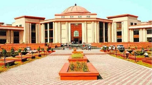 हाईकोर्ट ने बलौदाबाजार डीईओ प्रभार आदेश किया निरस्त, वरिष्ठता की अनदेखी पर जताई नाराजगी